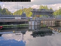 Camera at Bath - Twerton Gate