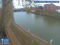 Camera at Tewkesbury - King John's Bridge