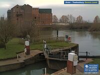 Camera at Avon Lock Severn Level