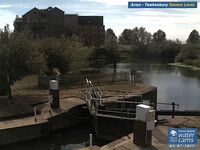 Camera at Avon Lock Severn Level