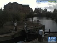 Camera at Avon Lock Severn Level