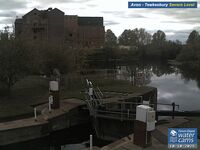 Camera at Avon Lock Severn Level