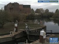 Camera at Avon Lock Severn Level