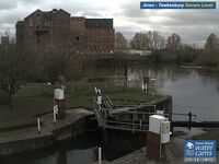 Camera at Avon Lock Severn Level