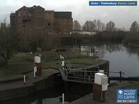 Camera at Avon Lock Severn Level