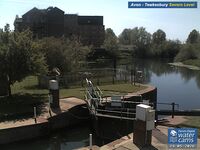 Camera at Avon Lock Severn Level